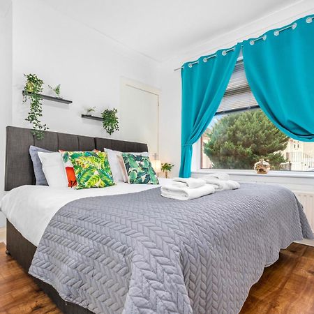 Nicol Apartment By Klass Living Эйрдри Экстерьер фото